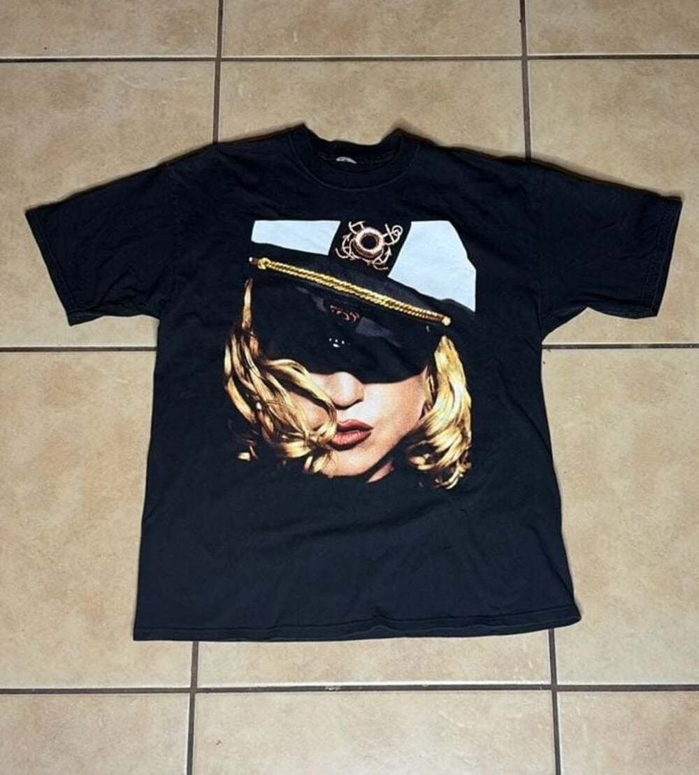 Vintage 2004 Madonna Re-Invention World Tour 'Everybody Is A Star' T-Shirt